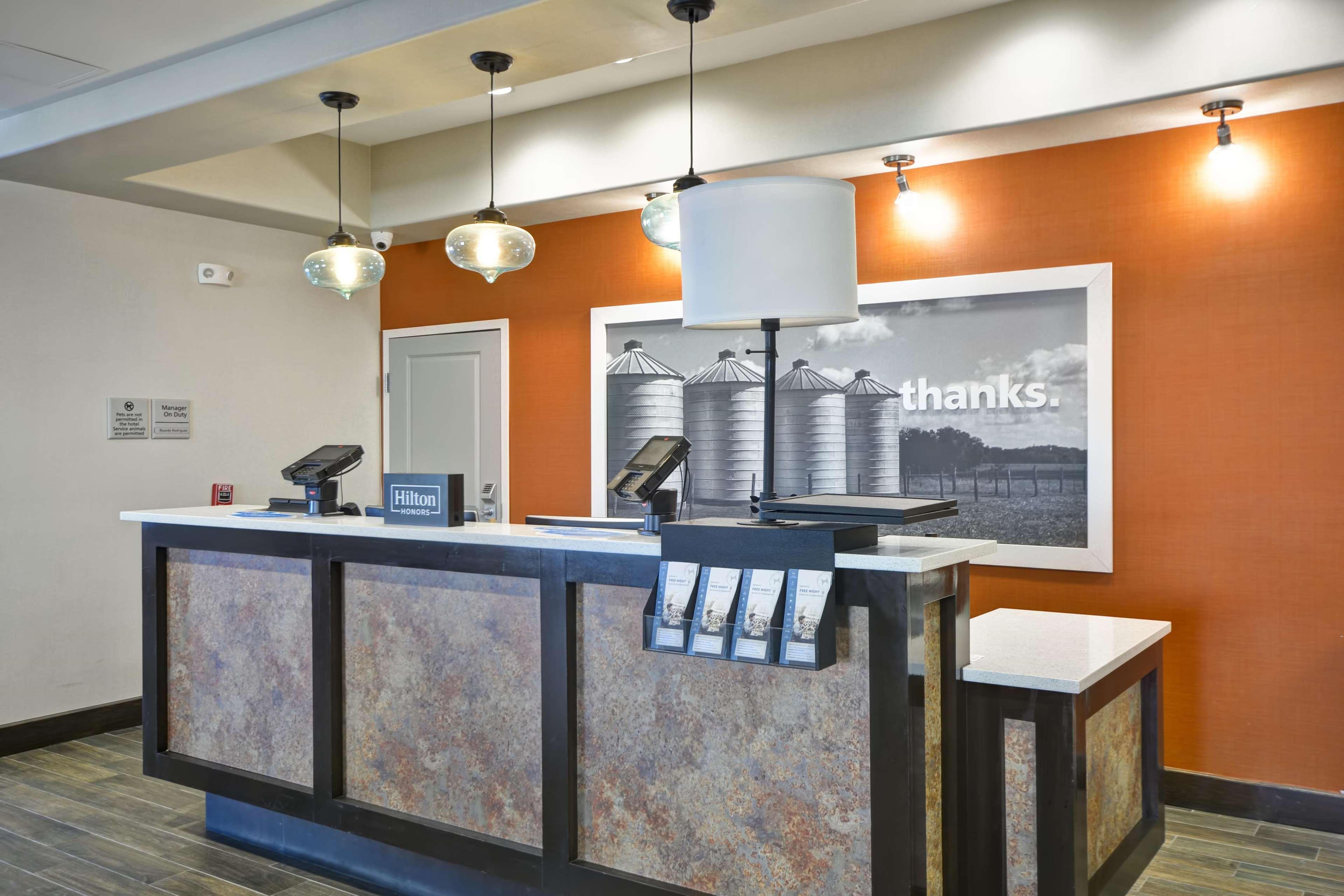 Hampton Inn Kenedy Eksteriør billede
