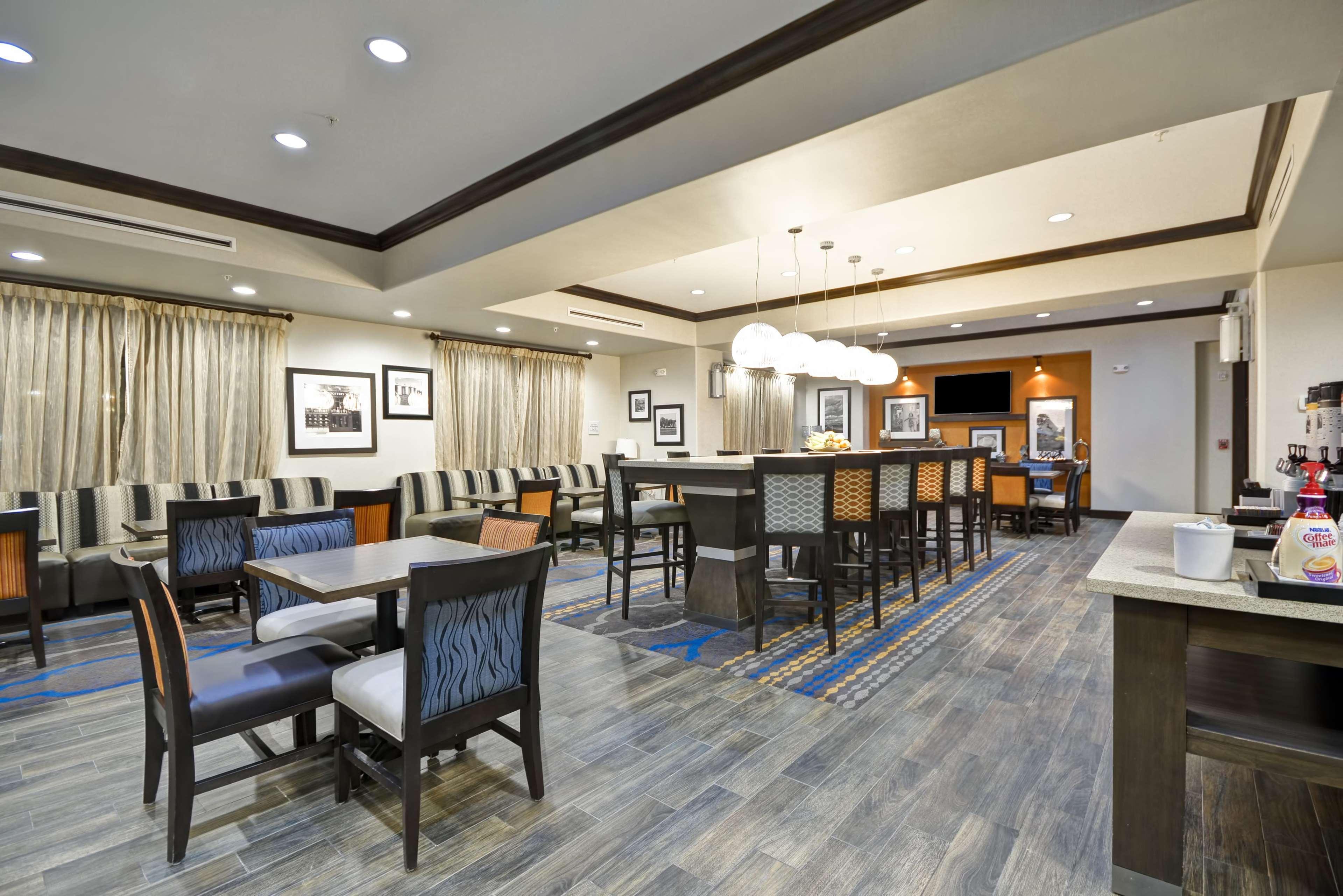 Hampton Inn Kenedy Eksteriør billede